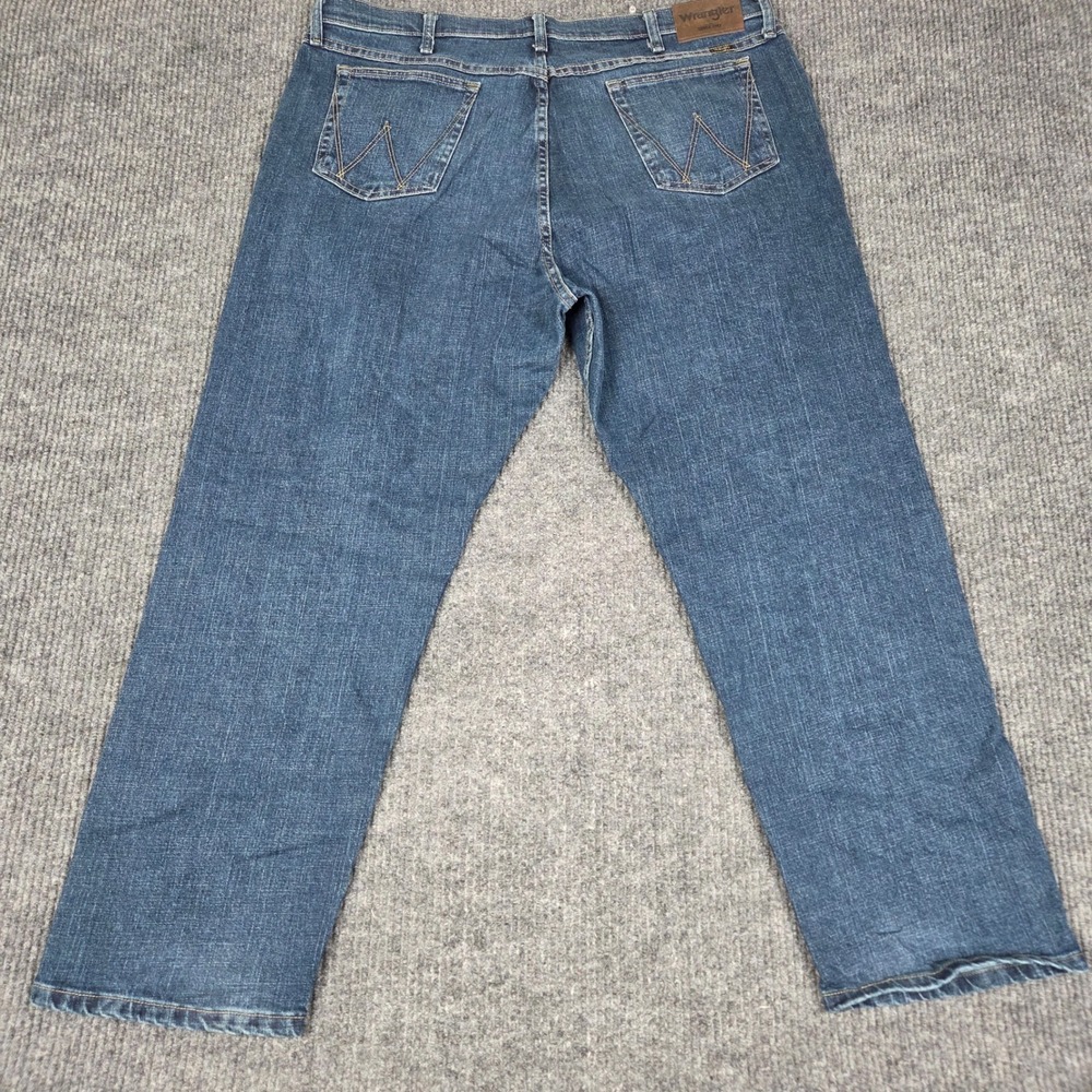 Wrangler Relaxed Fit Mens Blue Jeans 10MGW15KN 40x29 (42X29)Medium Wash Denim
